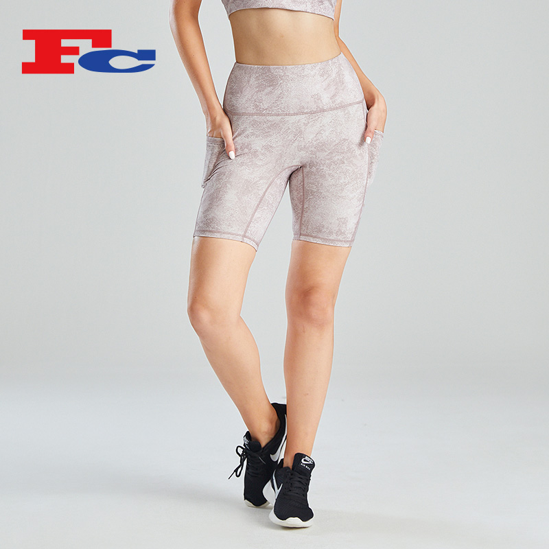 Custom Women Fitness Shorts Printed Pocket Design Athletic Clothing Manufacturer-2